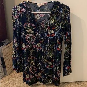 Floral bell sleeve tunic